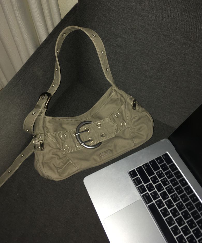 BELTED DETAIL BAG [GRAY]