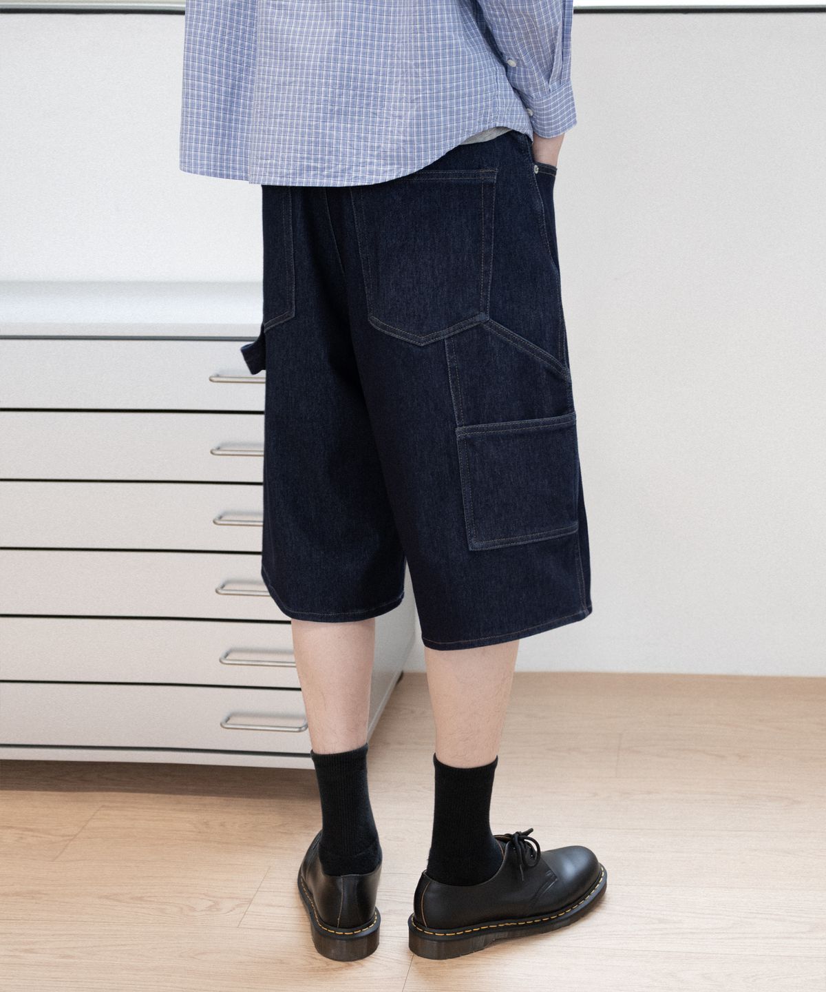 브랜디드(BRANDED) DENIM SWEAT CARPENTER SHORTS [INDIGO]