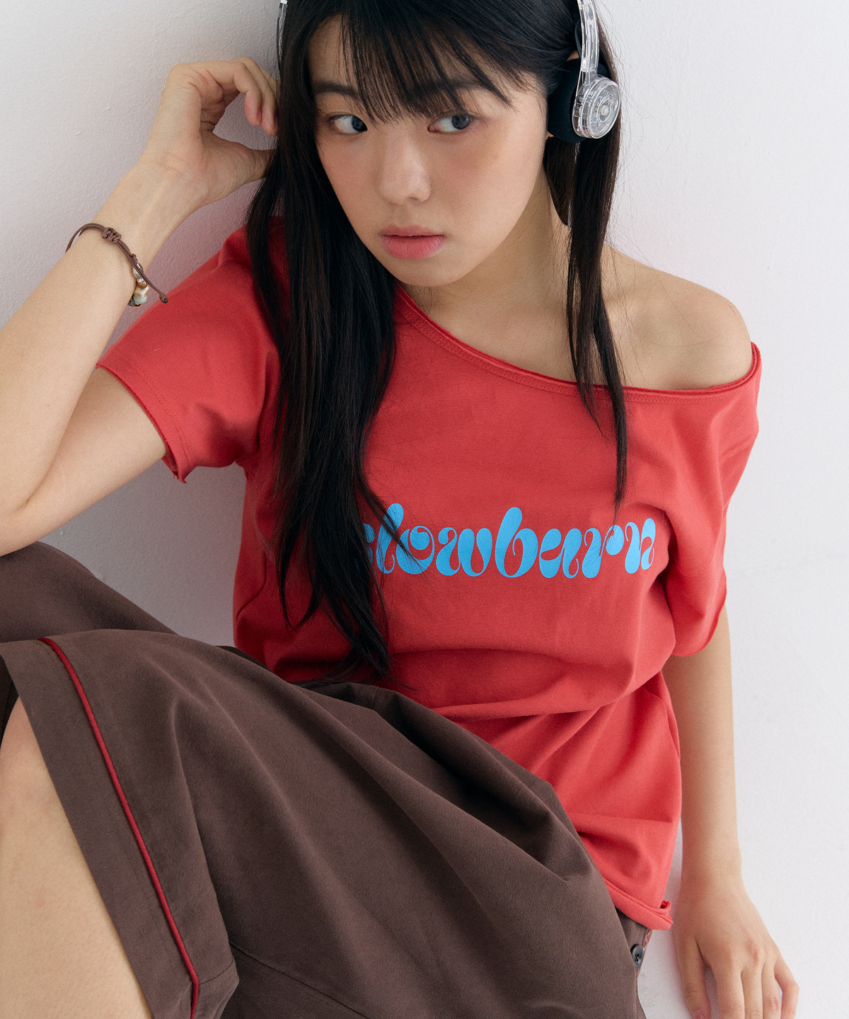 플러티(FLIRTY) easy off shoulder t-shirt in red