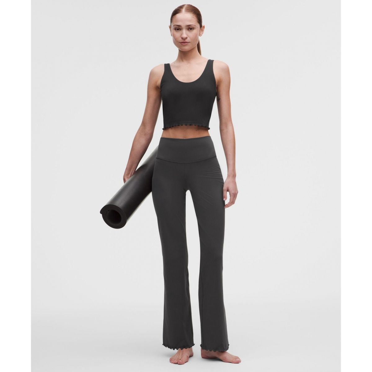 룰루레몬(LULULEMON) Align™ 하이라이즈 레터스 헴 플레어드 팬츠  GGRE