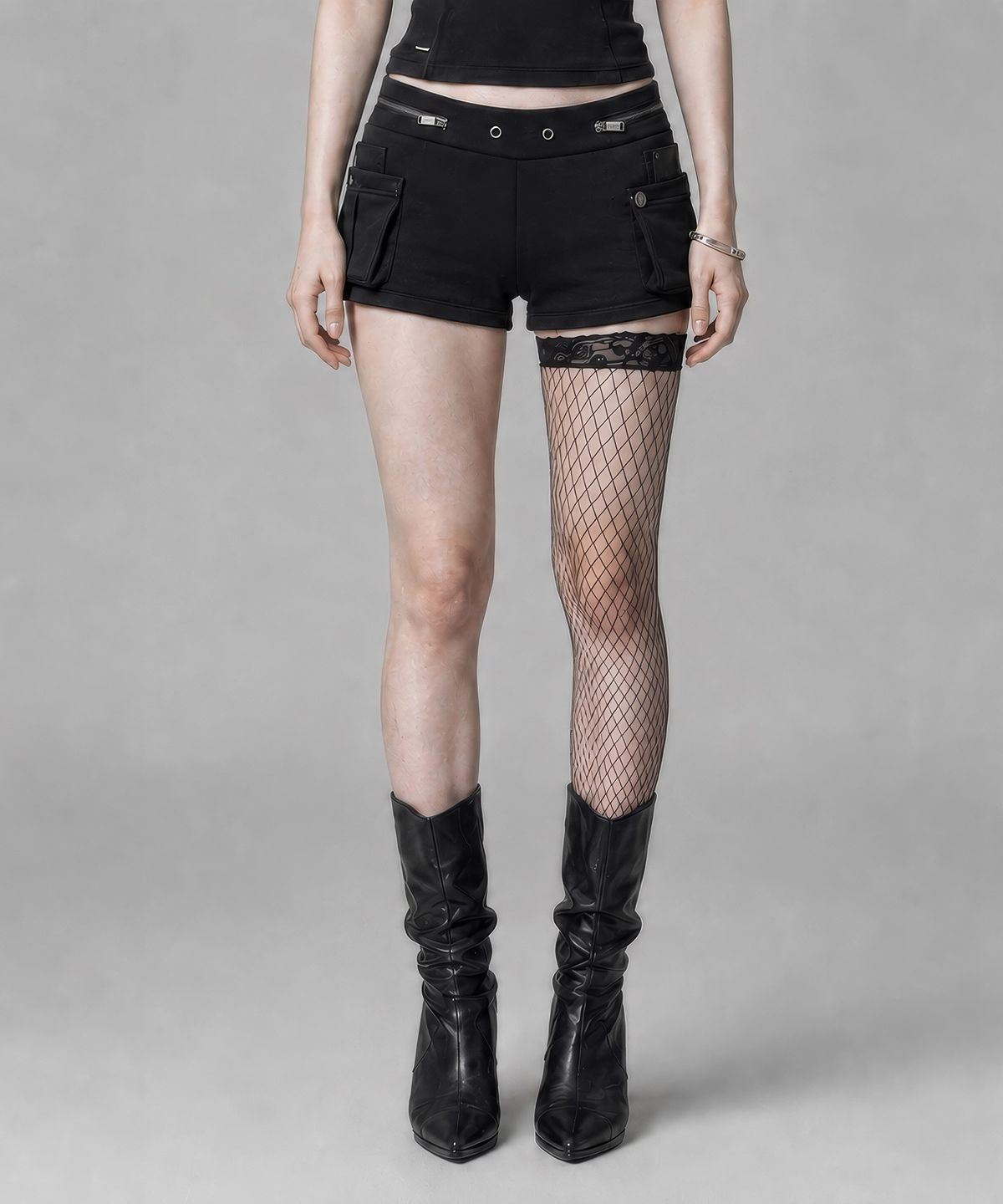 에트오소메(ETRE AU SOMMET) Two Zipper short pants (Black)
