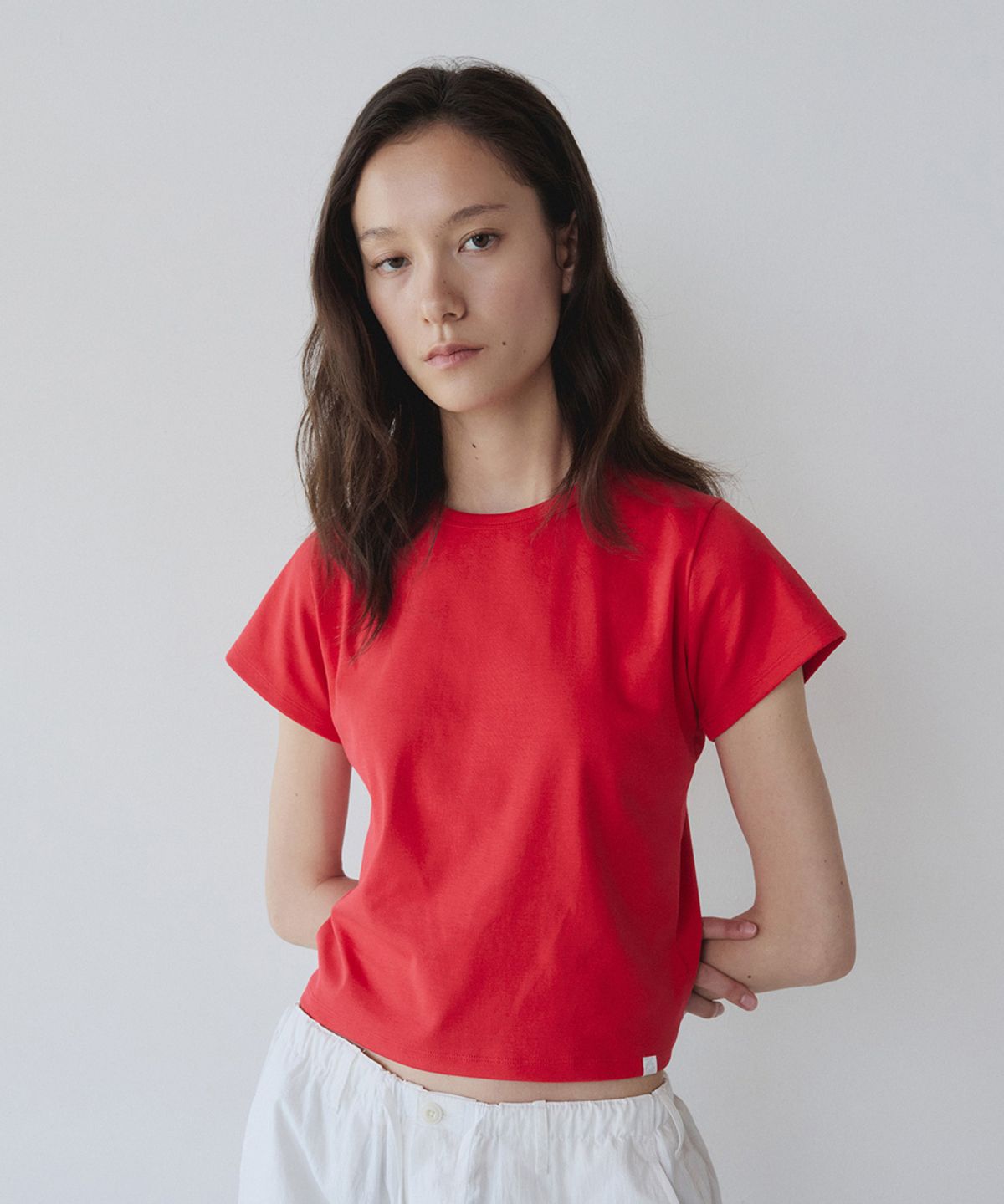 이어닝(YEARNING) ESSENTIAL RIB SLIM TEE, RED