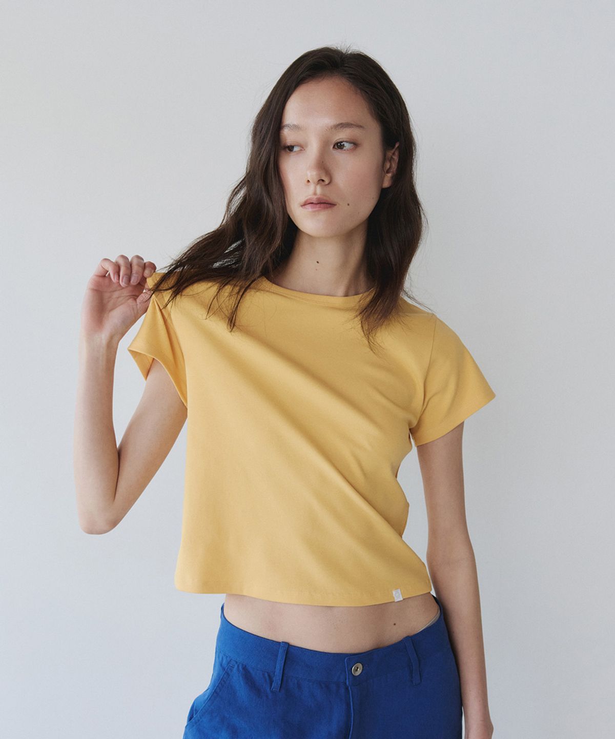 이어닝(YEARNING) ESSENTIAL RIB SLIM TEE, YELLOW