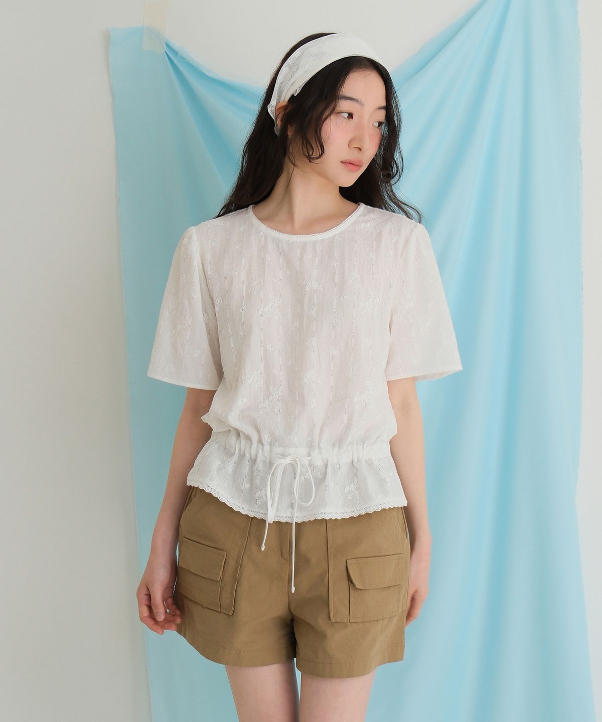 모의(MOUI) Garden lace blouse (IVORY)