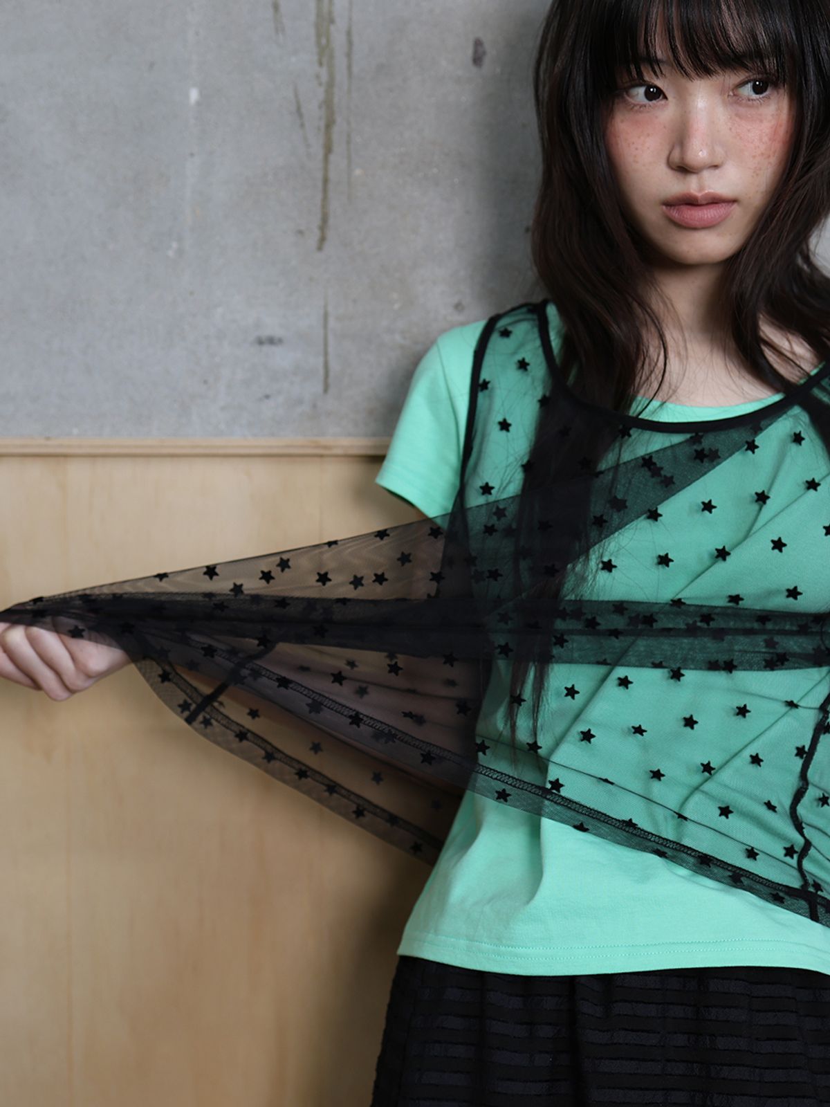 무음(MUWM) 스쿱 베이직 티 + 메쉬 탑 세트 Scoop Basic Tee + Mesh Top Set (9 Colors)