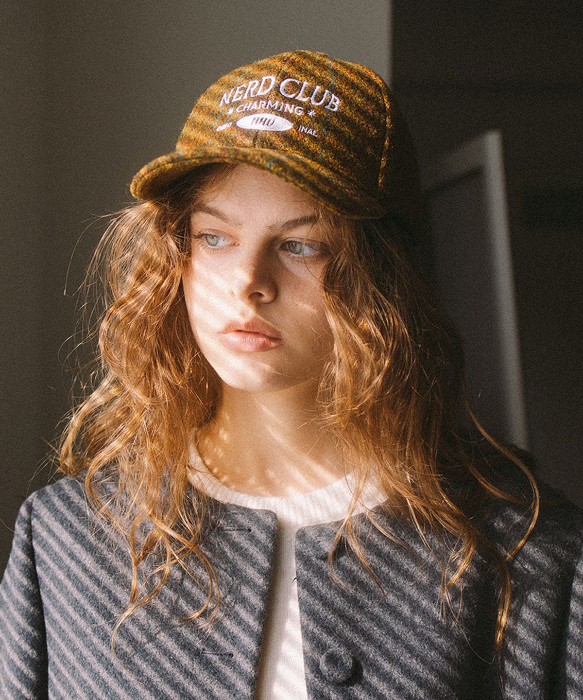 워스워드(WORTHWORD) Nerd Club Wool 볼캡
