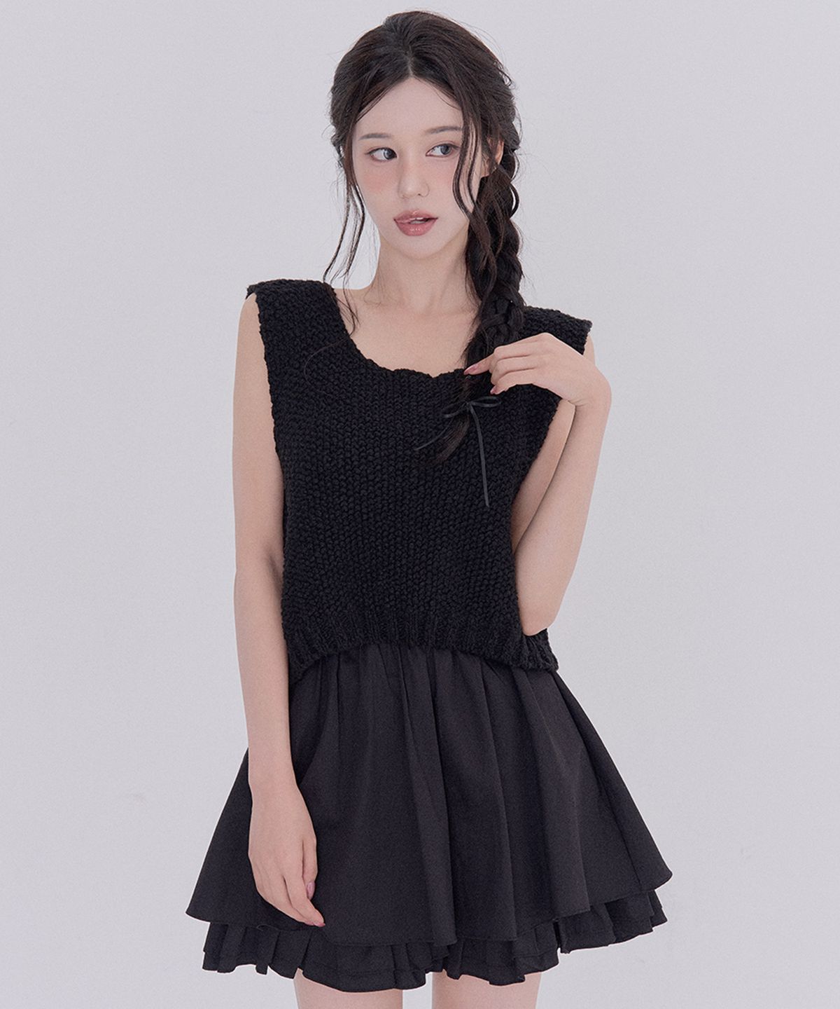 테테모치(TETEMOCHI) 크로셰 니트 조끼(Black)