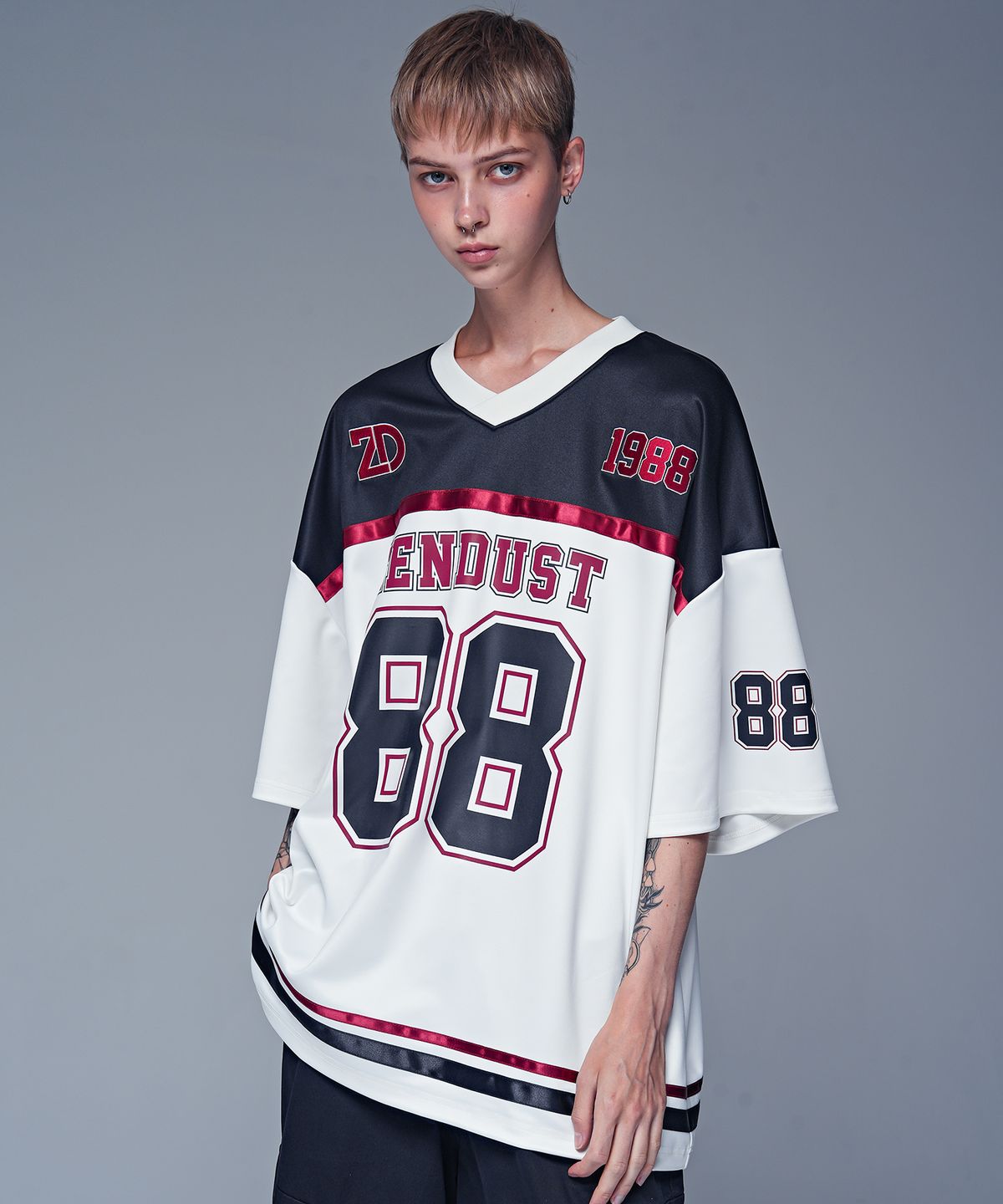 젠더스트(ZENDUST) Varsity 88 Football Jersey T-shirt BLACK