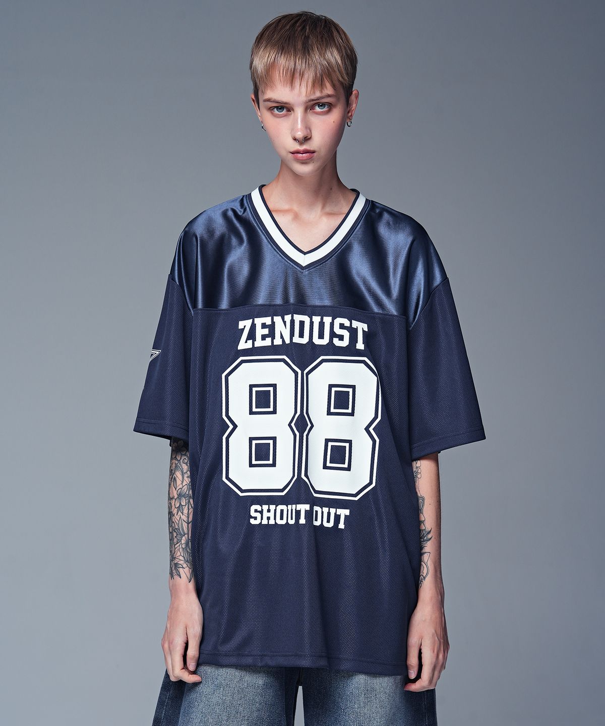 젠더스트(ZENDUST) Glow Squad Football Jersey T-shirt NAVY