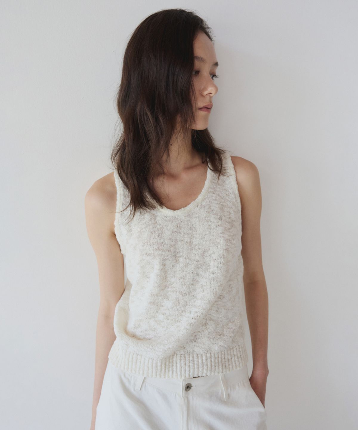 이어닝(YEARNING) COTTON SLUB KNIT SLEEVELESS, IVORY