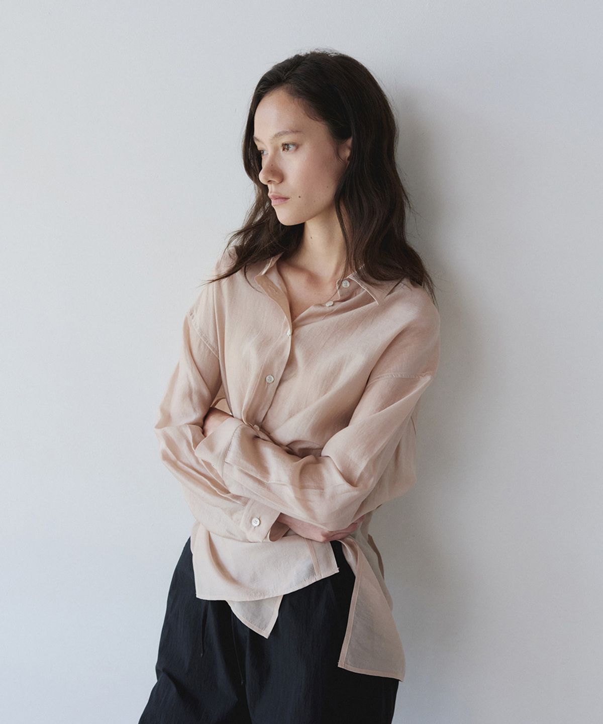 이어닝(YEARNING) LIGHT VEIL WRAP SHIRT, SALMON