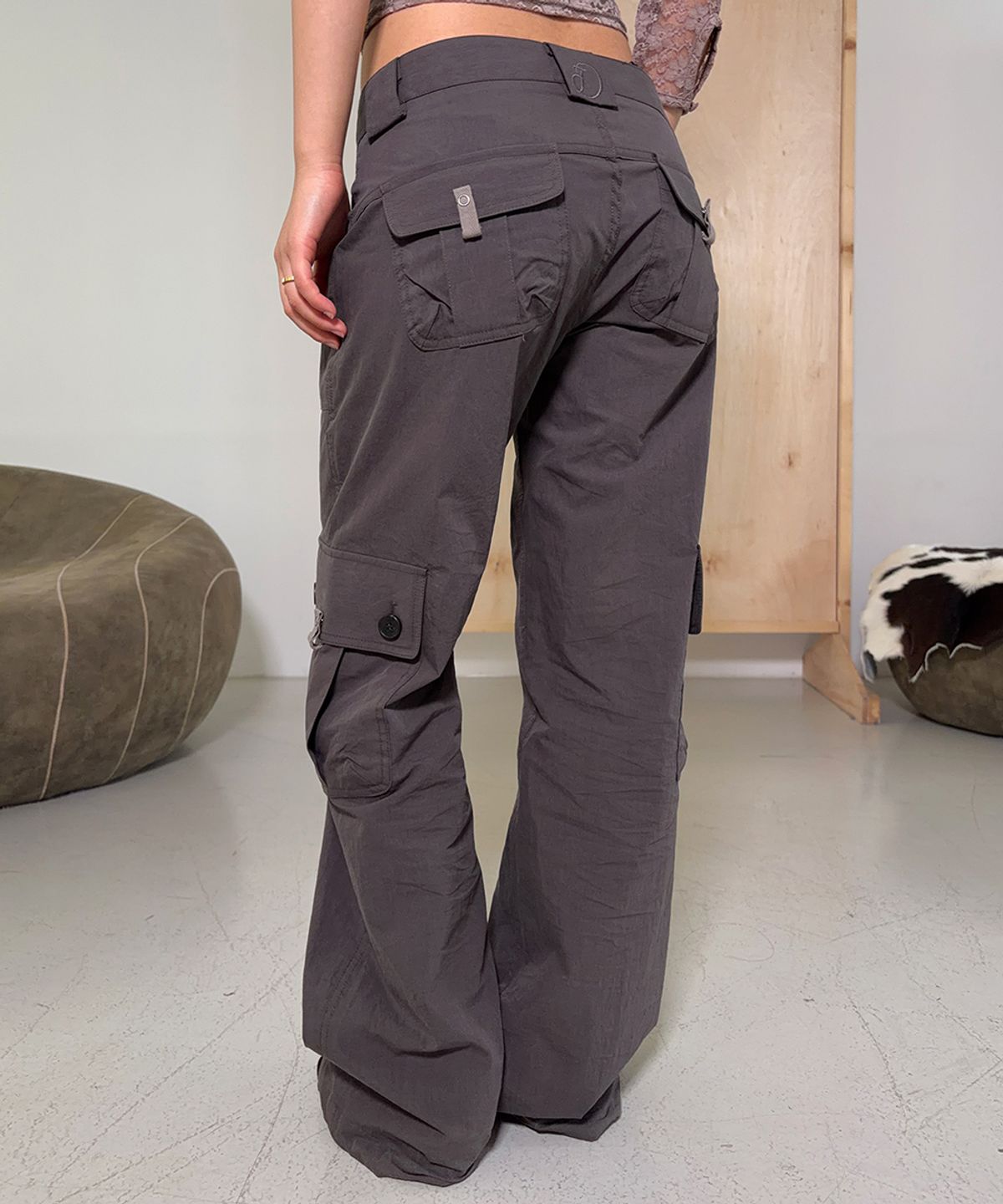 플리즈노팔로우(PLEASENOFOLLOW) Ethan Pocket Cargo Pants (Charcoal)