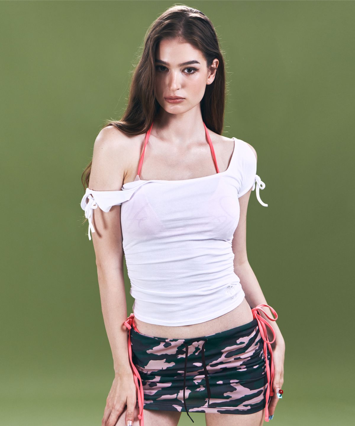 플리즈노팔로우(PLEASENOFOLLOW) Vane Shirring Short Sleeve Top (White)
