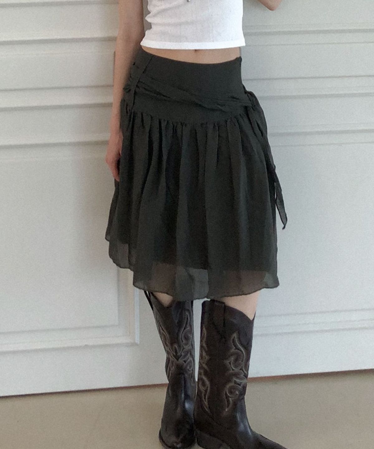 딜라이디(DELIDI) Caring shirring midi skirt (khaki)