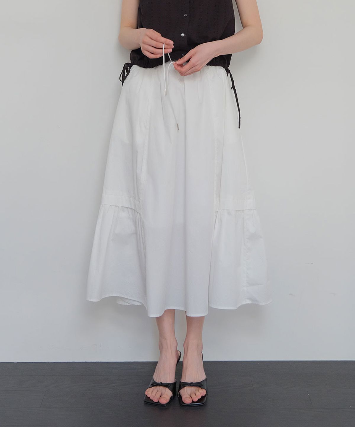 모의(MOUI) Roa banding maxi skirt (WHITE)