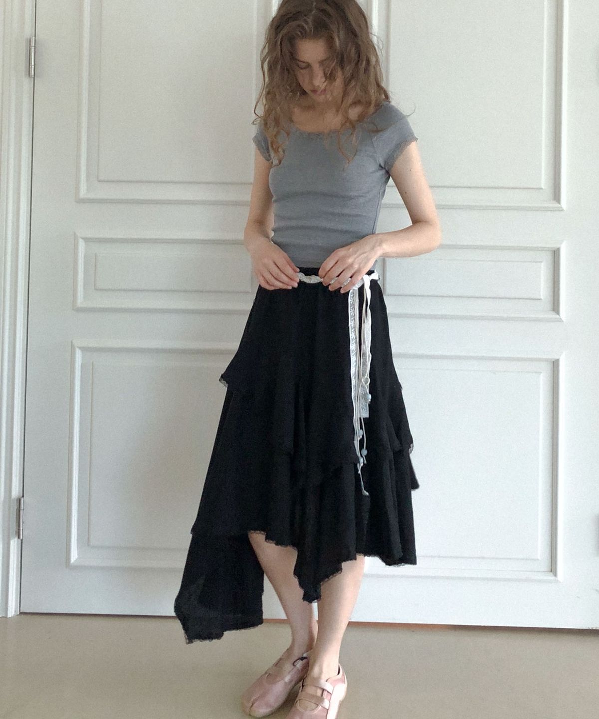 딜라이디(DELIDI) Magnificent long skirt (black)