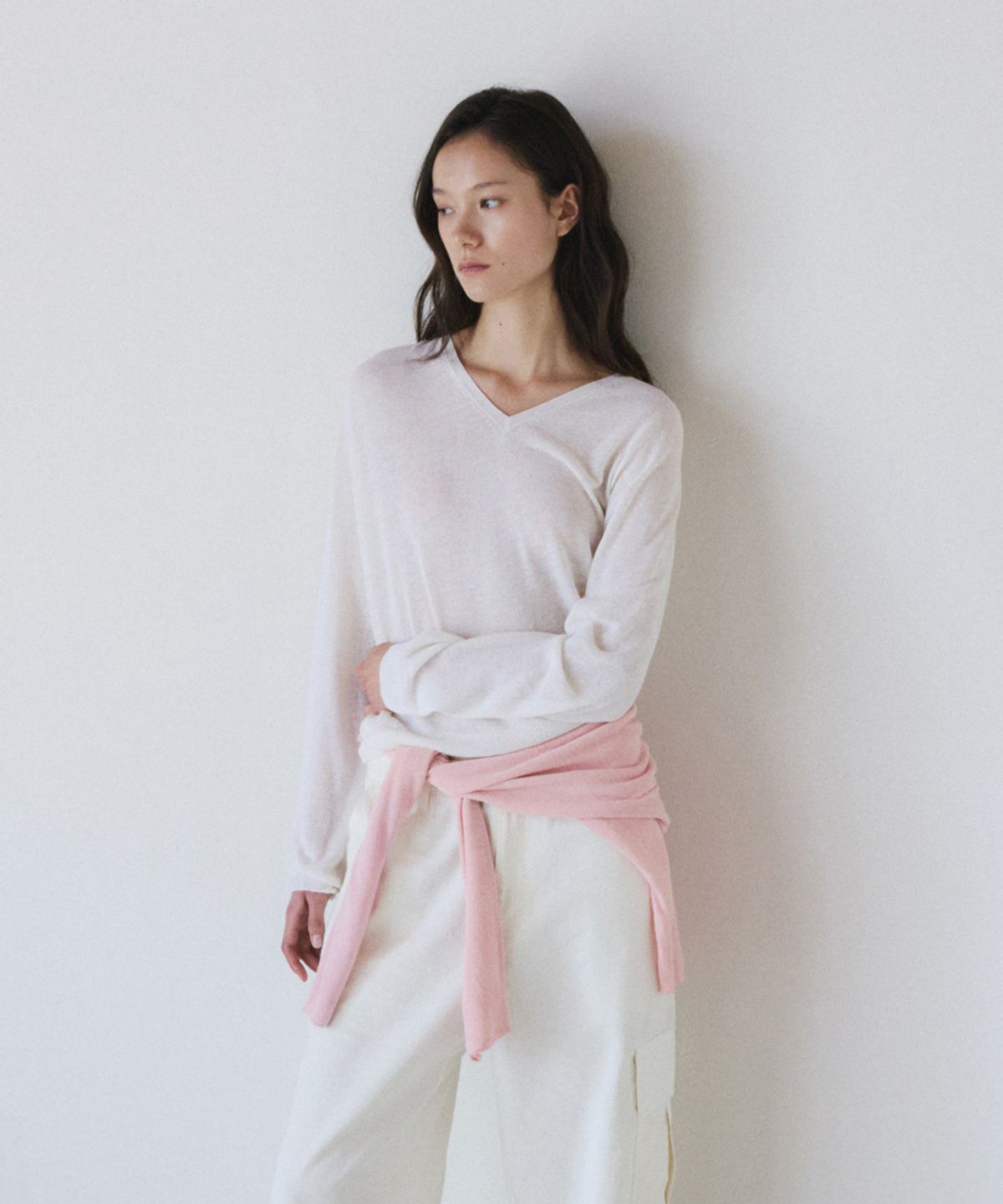 이어닝(YEARNING) LIGHT LINEN V-NECK SUMMER KNIT, IVORY