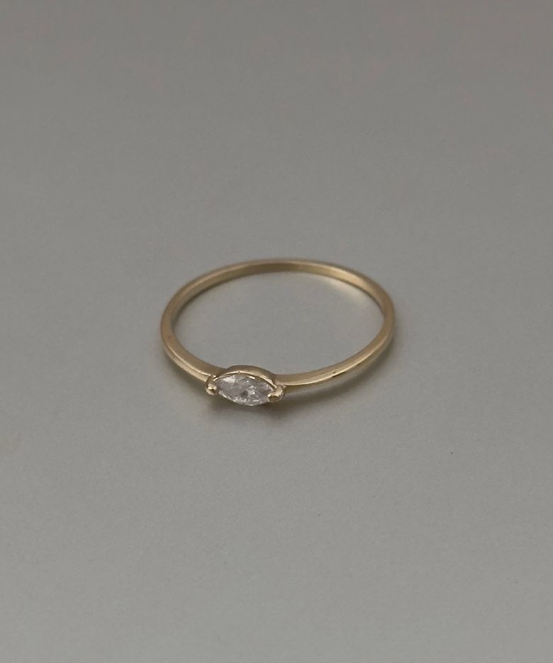 14k Navette ring
