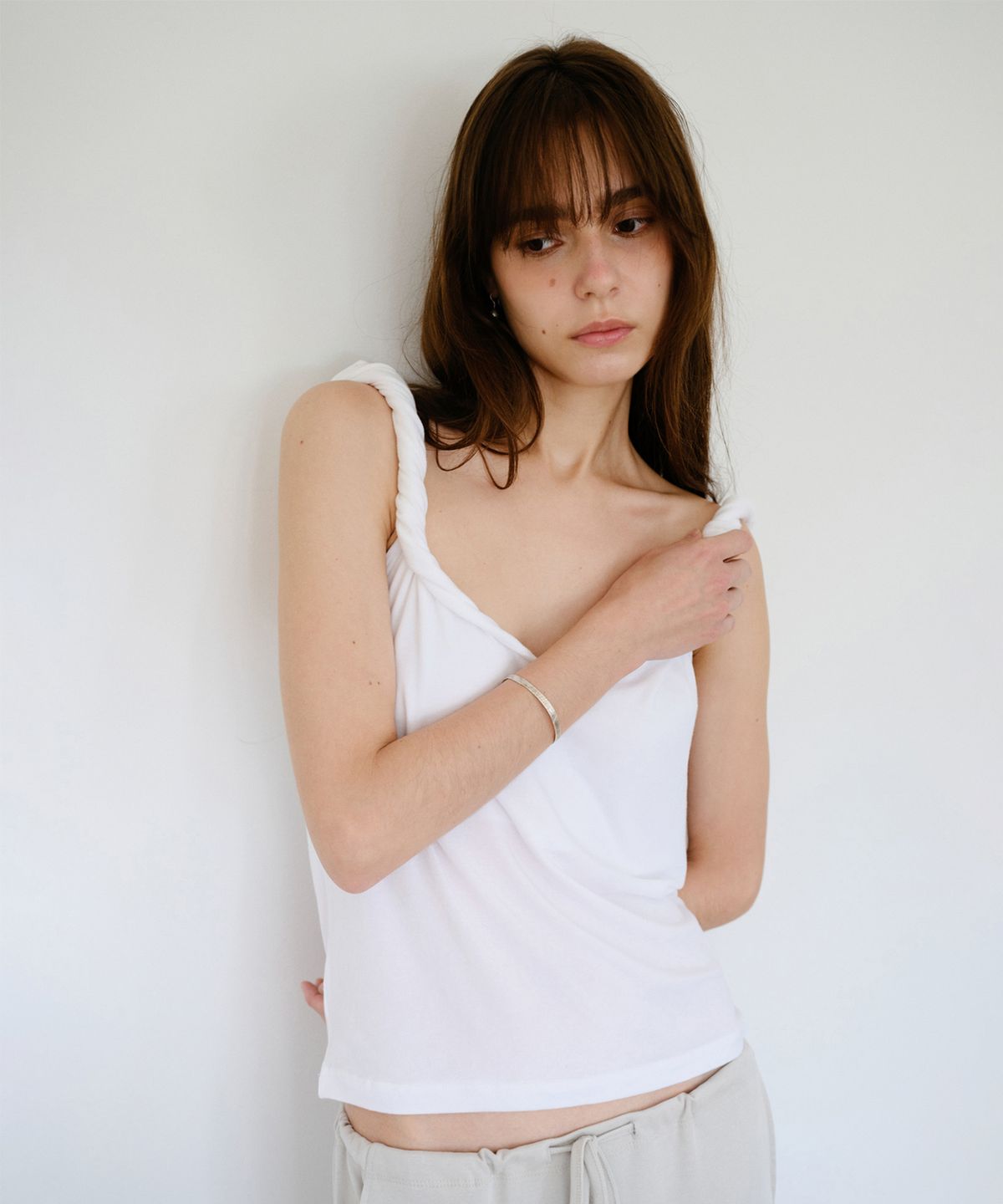 더 릴(THE LILLE) Lune Twist Sleeveless_Ivory