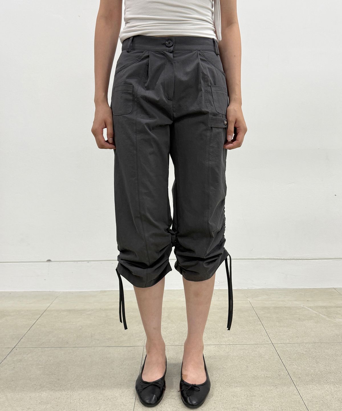 플레어업(FLAREUP) Structured Capri Pants (FL-271_Dark Gray)