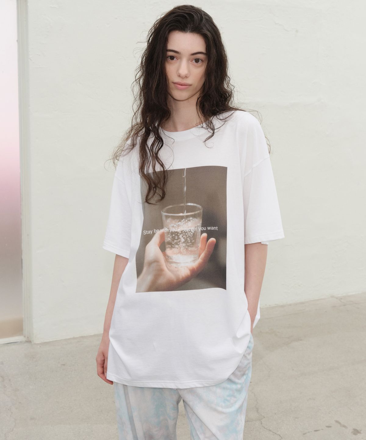 르바(LEVAR) Moment Graphic T-shirt - Off White