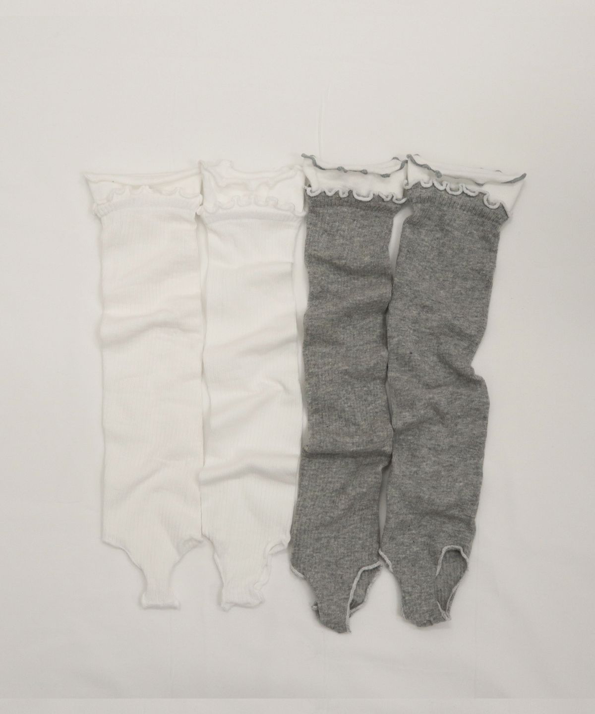 핑크파인애플(PINK PINEAPPLE) ［2PCS 1SET］MILKY WAVE LEG WARMER_GREY