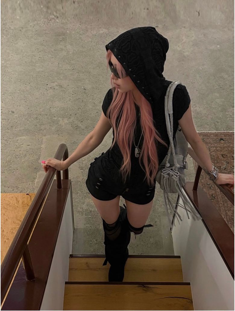 파이톤 후드 탑