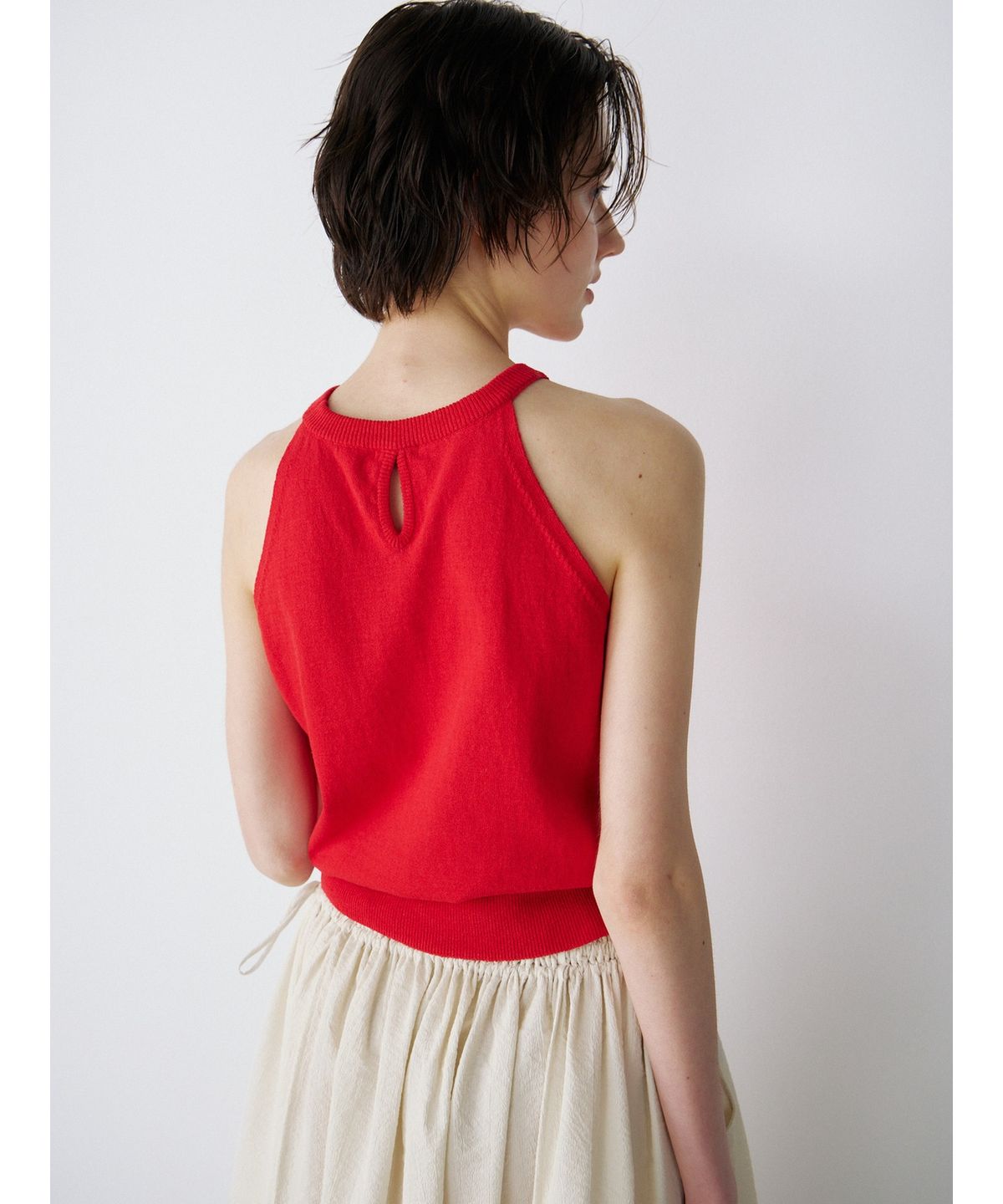 닌닛(NINNIT) [3rd] Open-back halter knit top (RED)