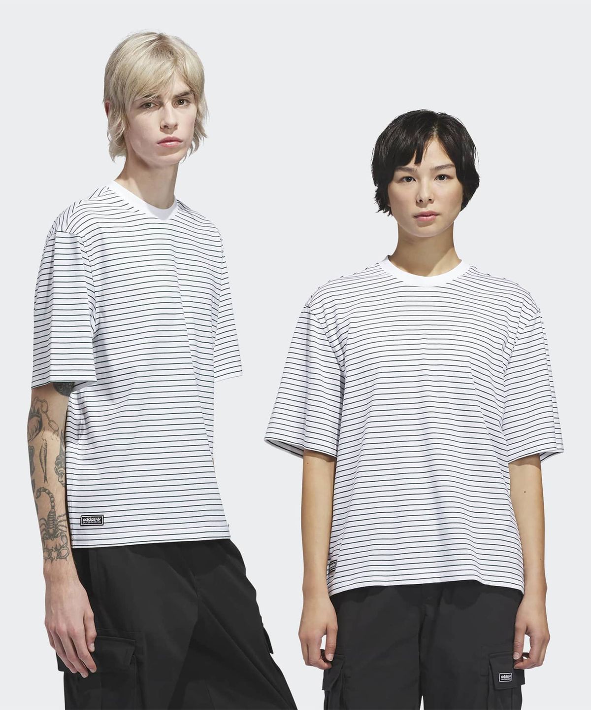 아디다스(ADIDAS) 스케이트보딩 원사 염색 티셔츠 - 화이트:그린 / KS8219