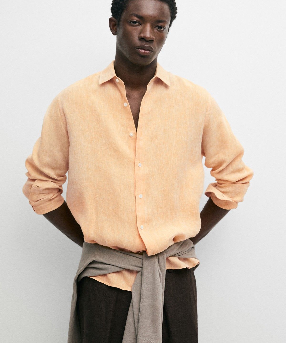 마시모두띠(MASSIMO DUTTI) 레귤러 핏 100% 린넨 셔츠