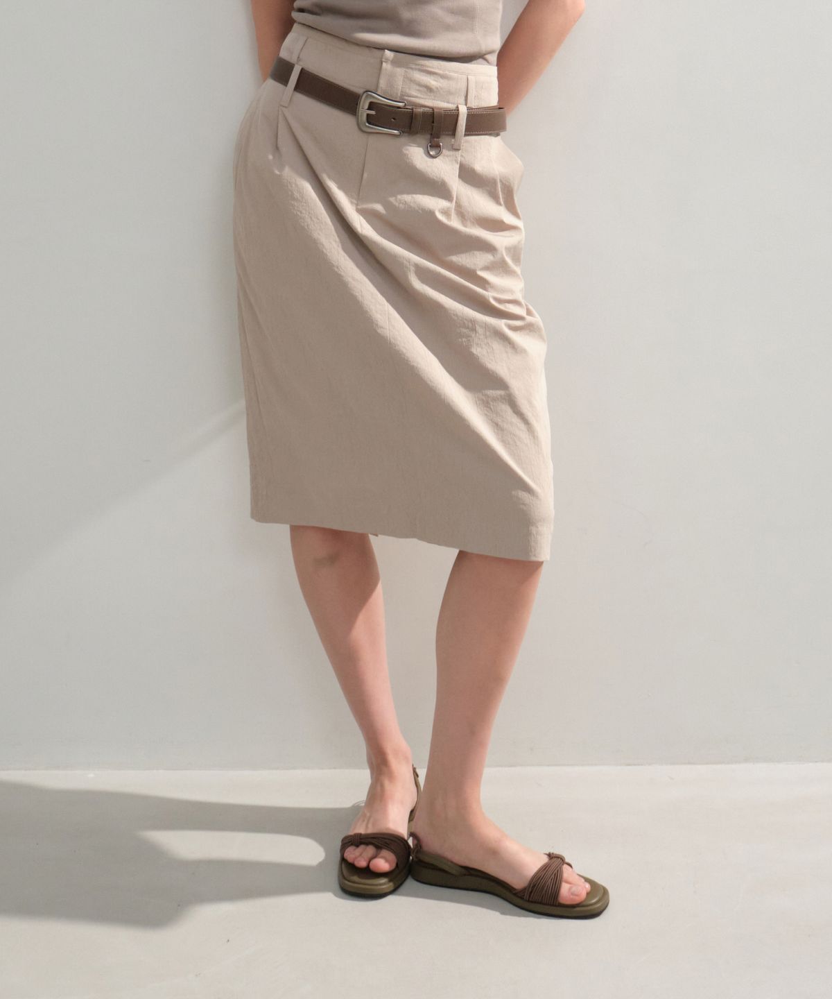 그로브(GROVE) LIOR MIDI SKIRT (2COLOR)