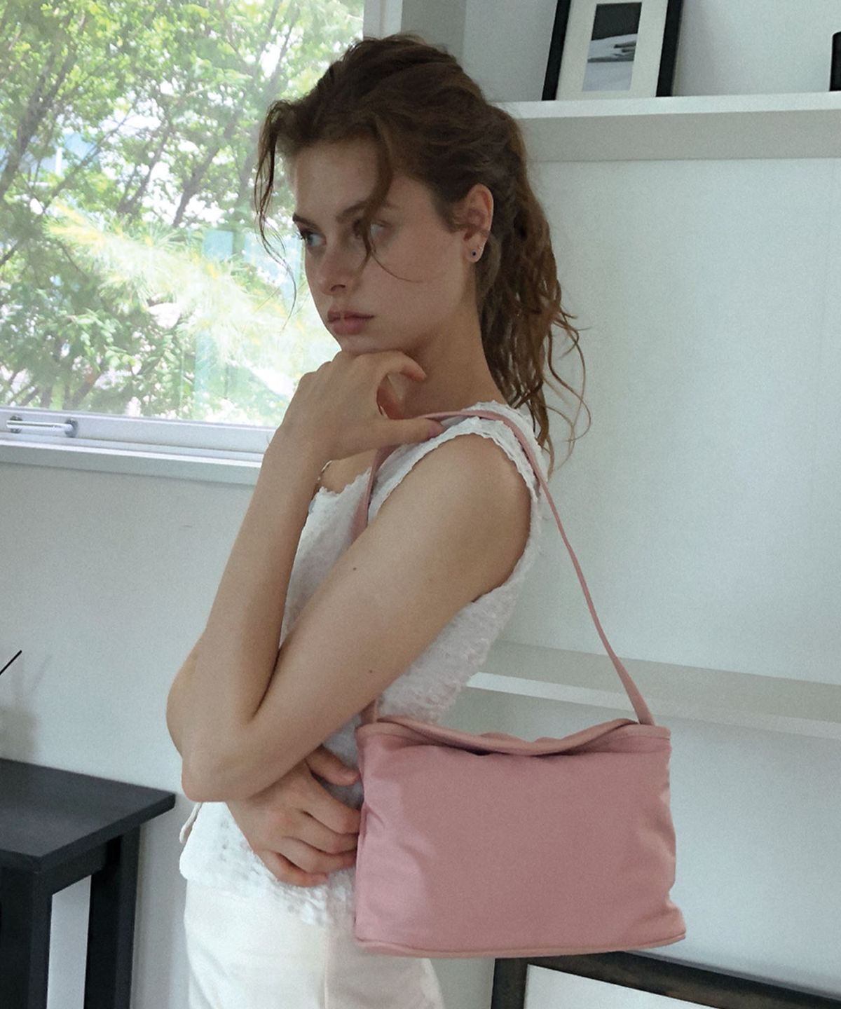 딜라이디(DELIDI) Maga shoulder bag (baby pink)