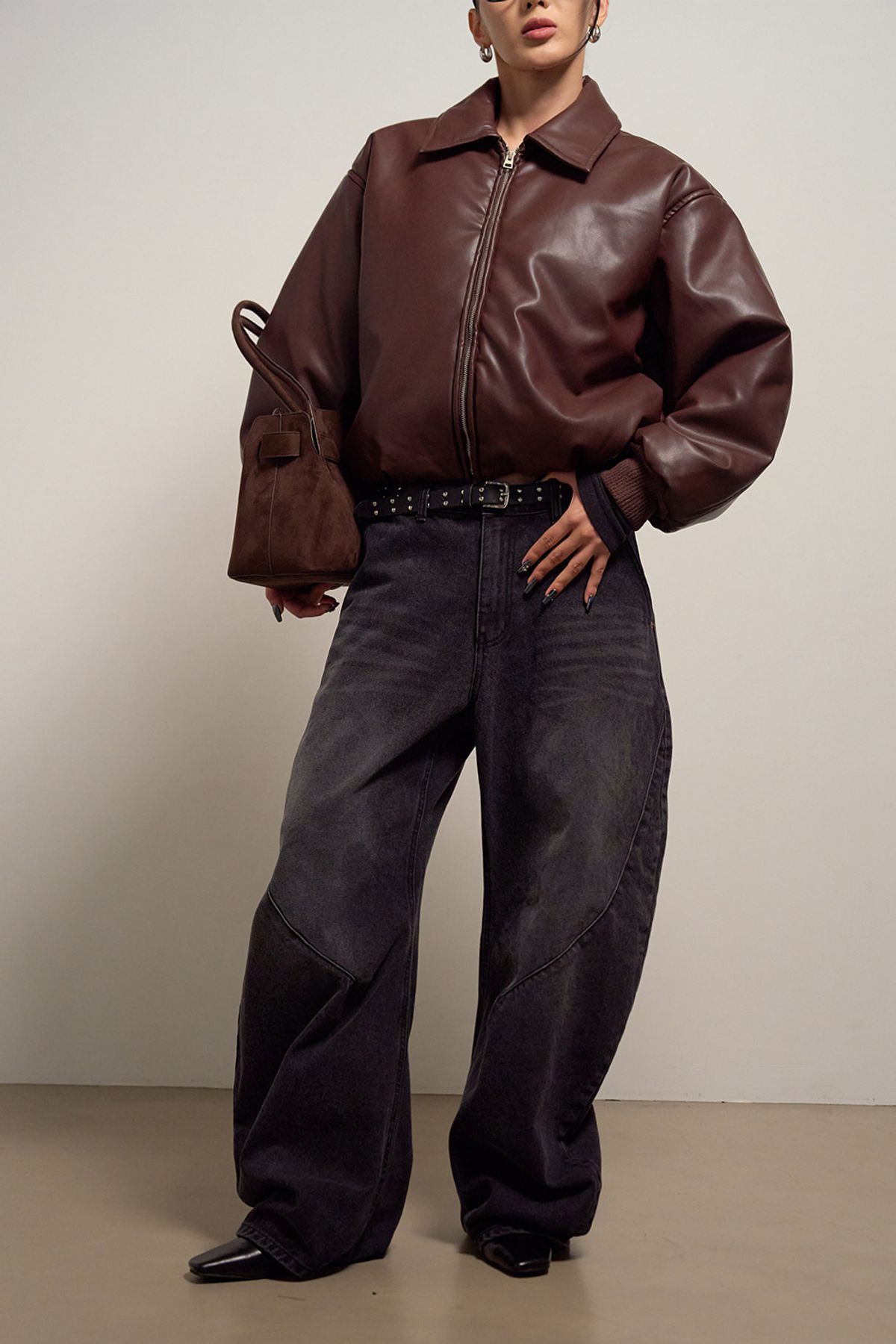 프로젝트 웨이브(PROJECT WAVE) Bold cut wide denim pants [Black]