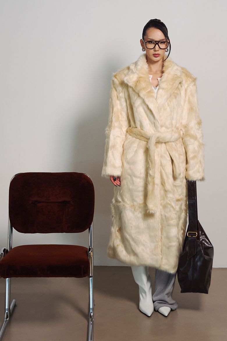 Howl Belt Long Fur Coat [Ivory]