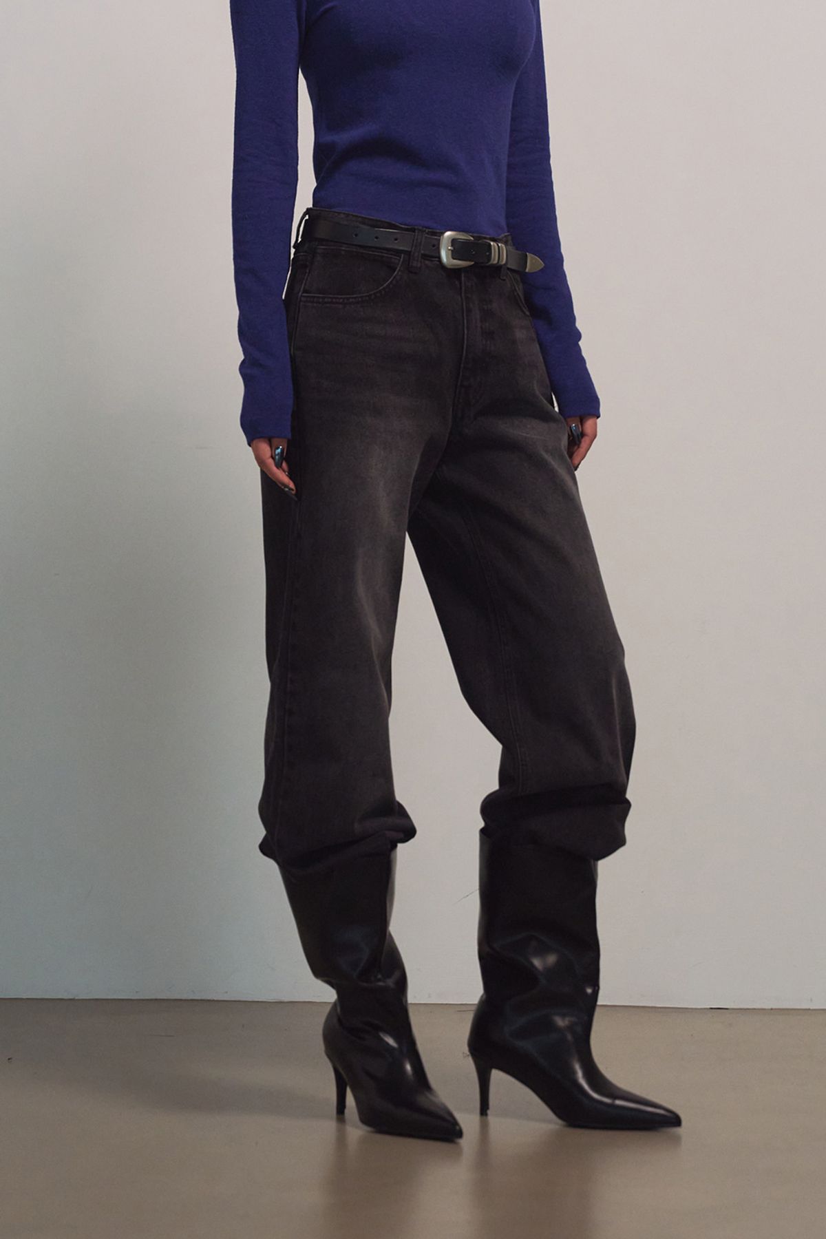 프로젝트 웨이브(PROJECT WAVE) Black washing Denim pants