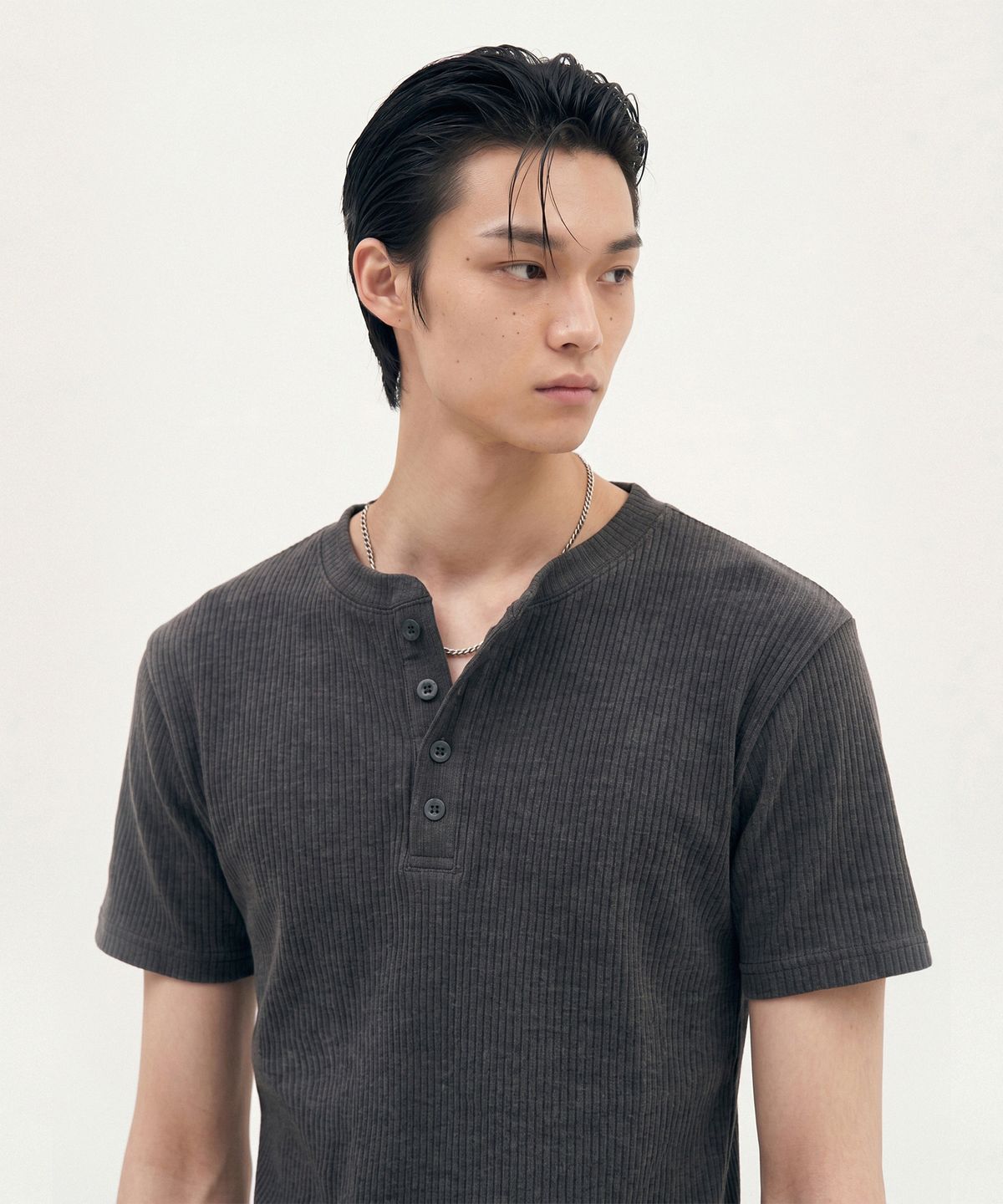 피알씨에스에스(PRCSS) Refined Henley Tee - Black