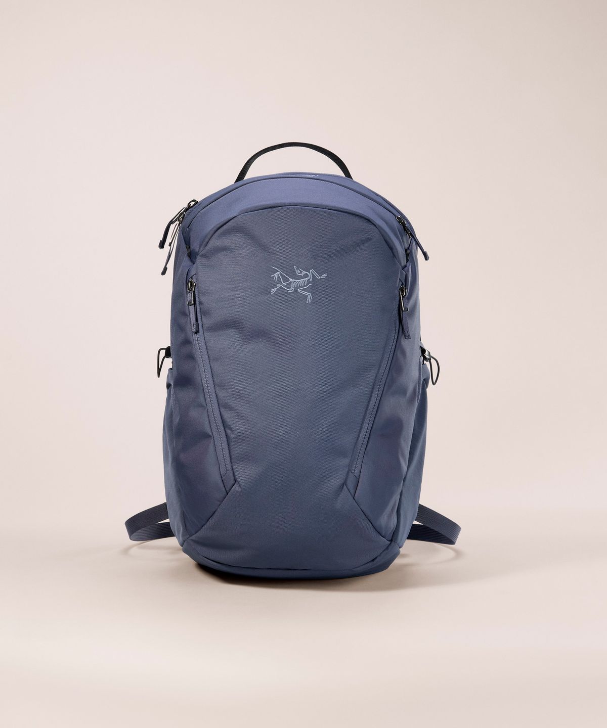 아크테릭스(ARCTERYX) 맨티스 26 백팩 - DK STRATUS / ABQSU10643