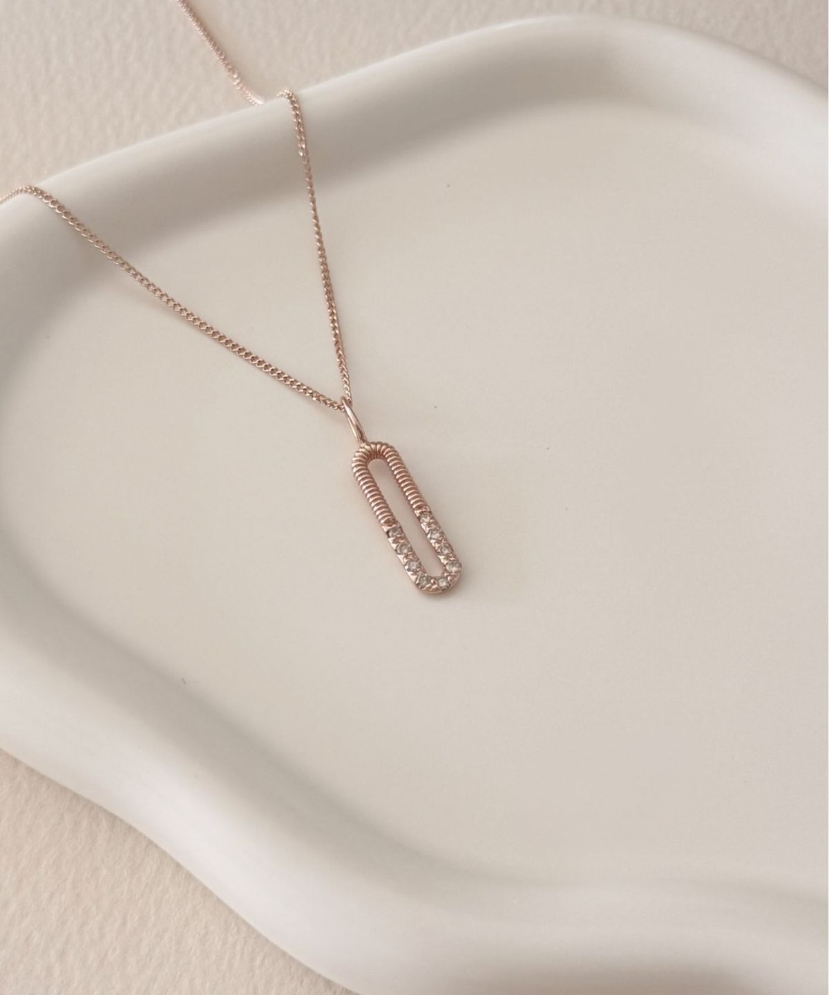 주디엔(JUDIEN) 14k 18k 꼬냑다이아 글로우 원형 목걸이