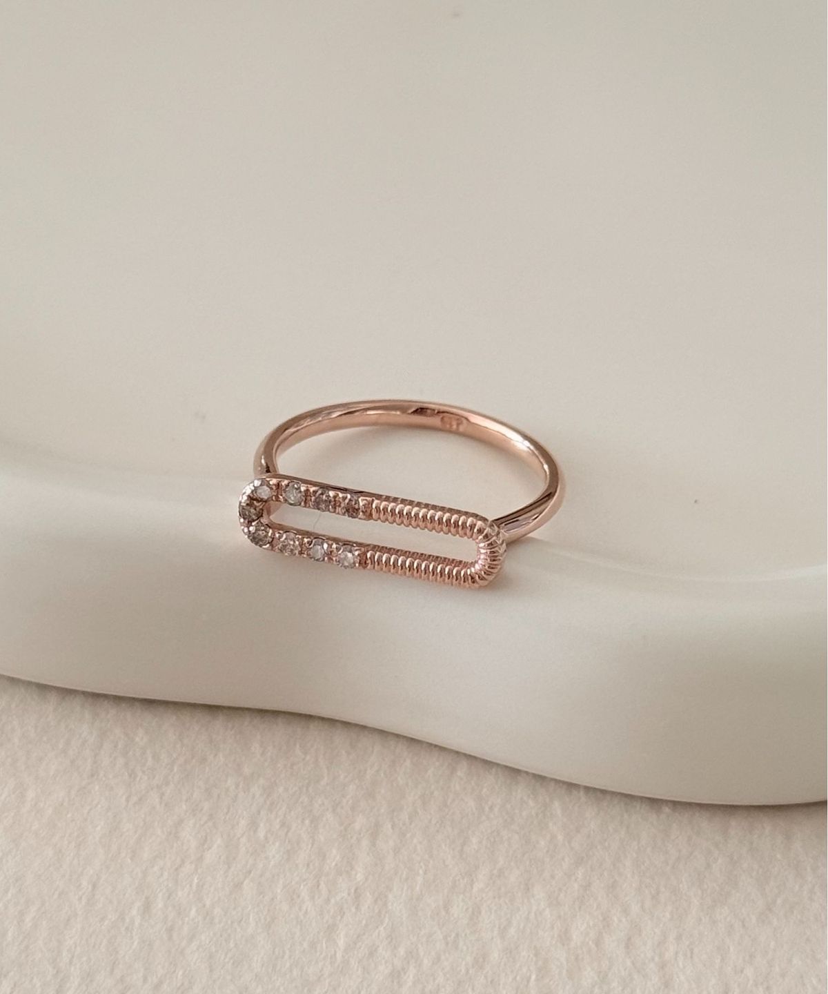 주디엔(JUDIEN) 14k 18k 꼬냑다이아 글로우 원형 반지