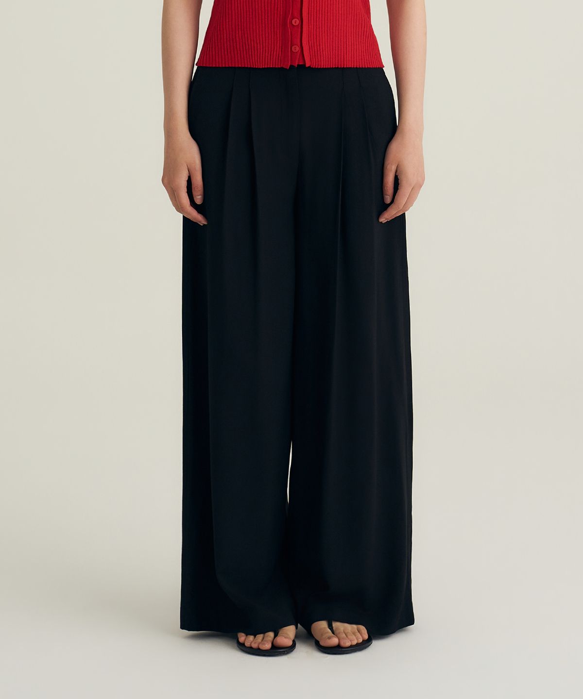 비올셋(BE ALL SET) Linen Tuck Detail Wide Pants_Black