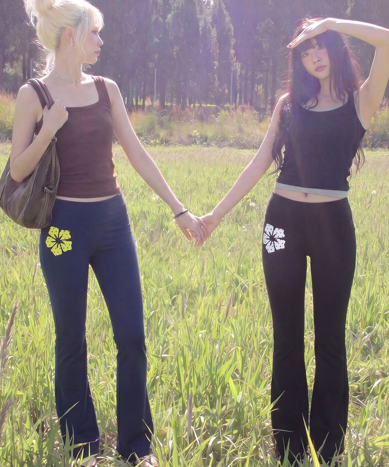 [WOMAN]DOT FLOWER 부츠컷팬츠_2color