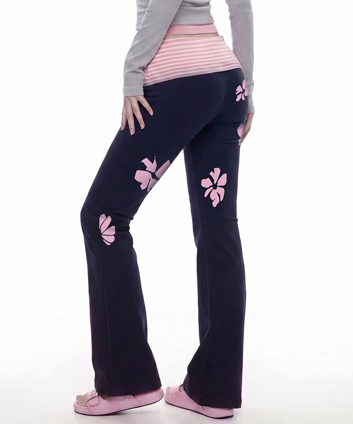 그레이버(GRAVER) [WOMAN]STILL FLOWER 부츠컷팬츠_2color