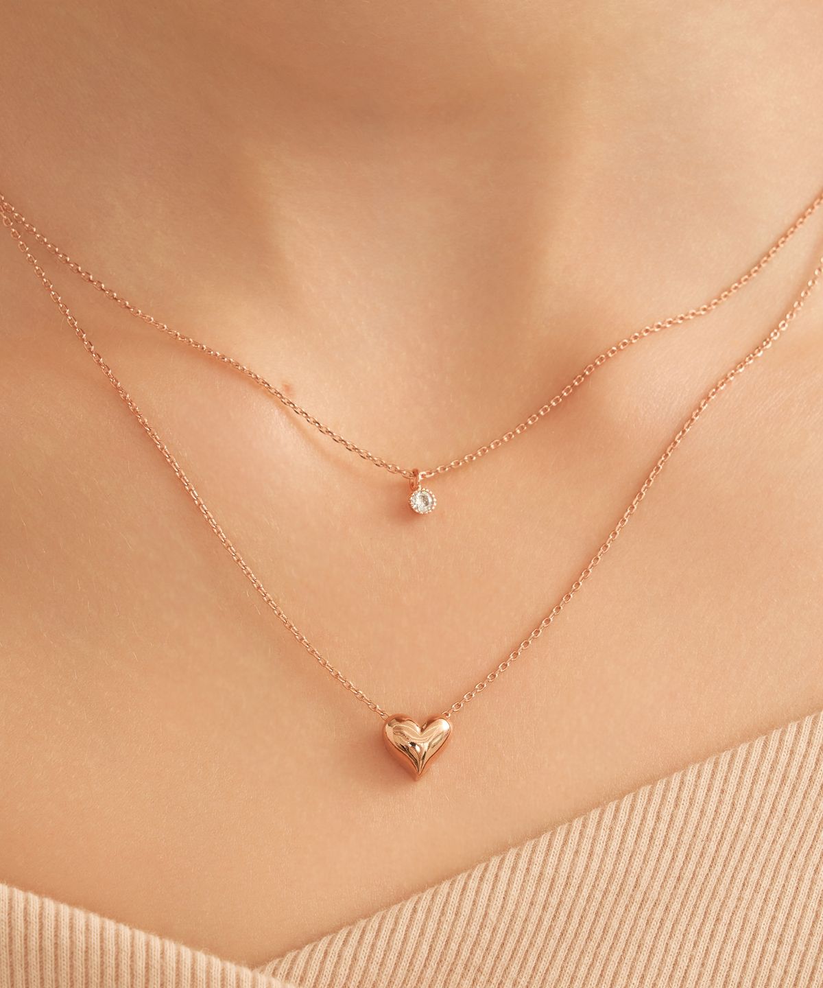엘르주얼리(ELLEJEWELRY) 두줄 레이어드 하트 목걸이 ELBRNN247 (14K Gold Plated)
