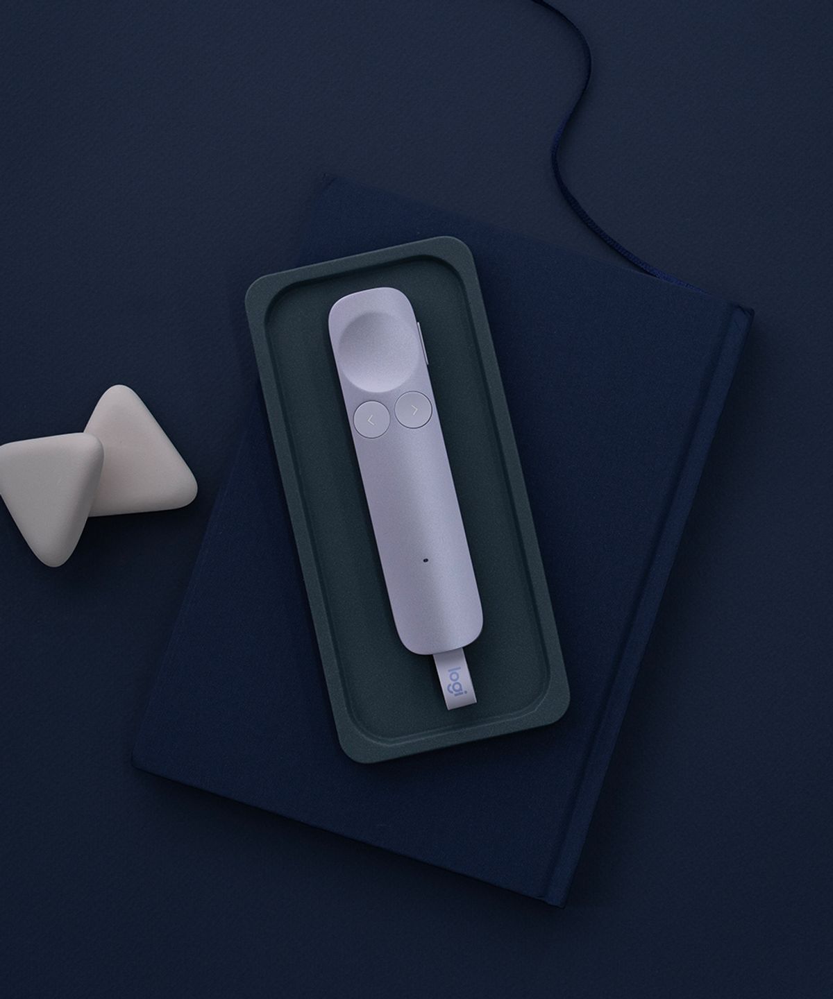 로지텍(LOGITECH) SPOTLIGHT2 라이트 라일락 프리젠터 PPT 강의 발표 프리젠테이션 레이저포인터 리모컨