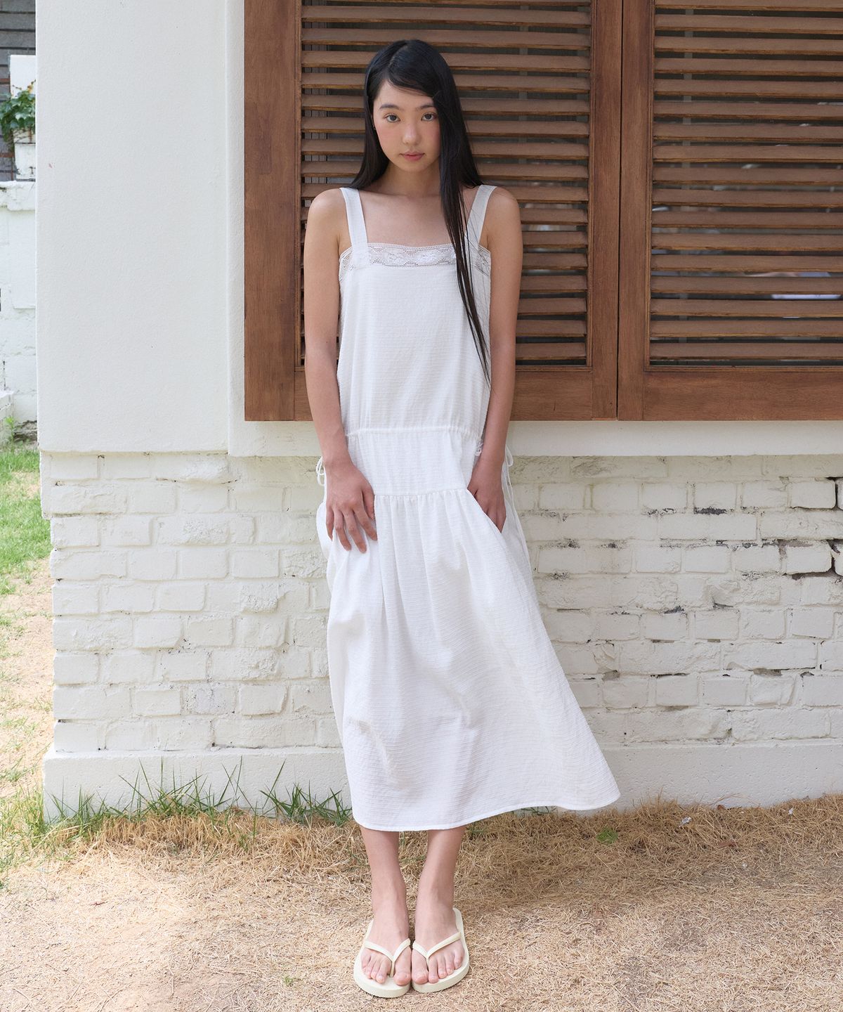마가린핑거스(MARGARIN FINGERS) ROSE CROCHET DRESS (WHITE)