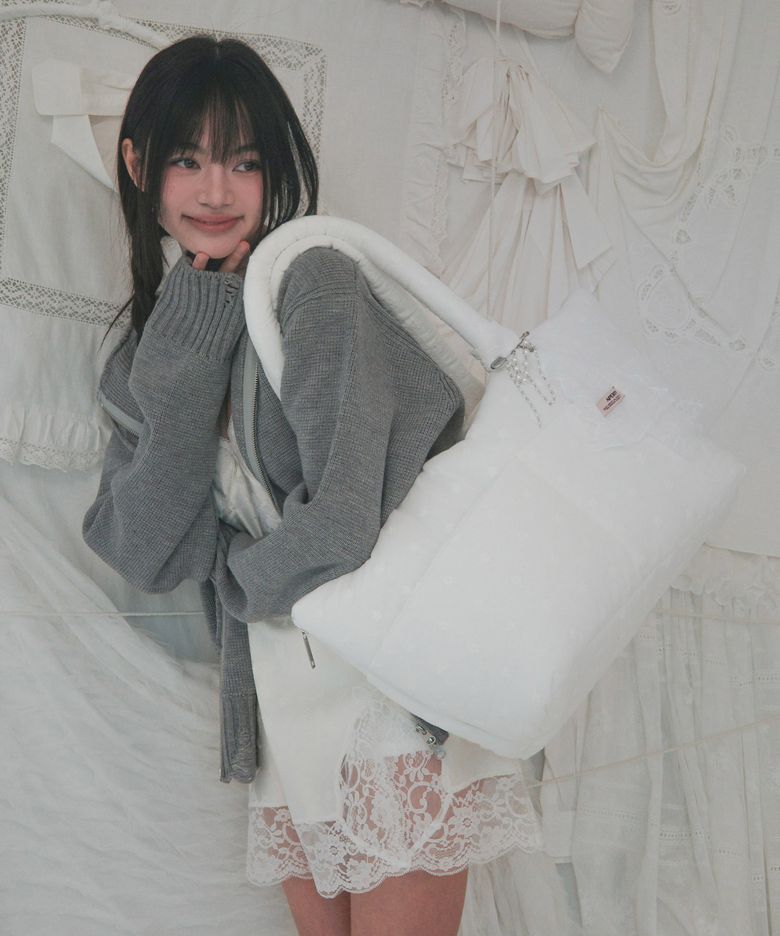 wide bag - white flower