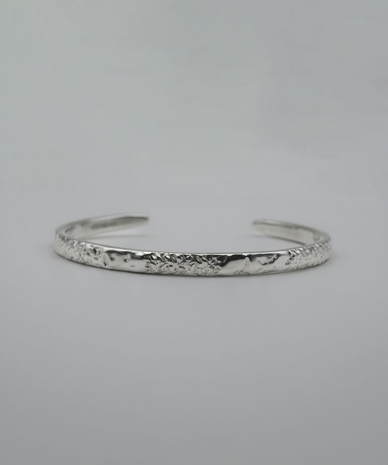 TEXTURE BANGLE