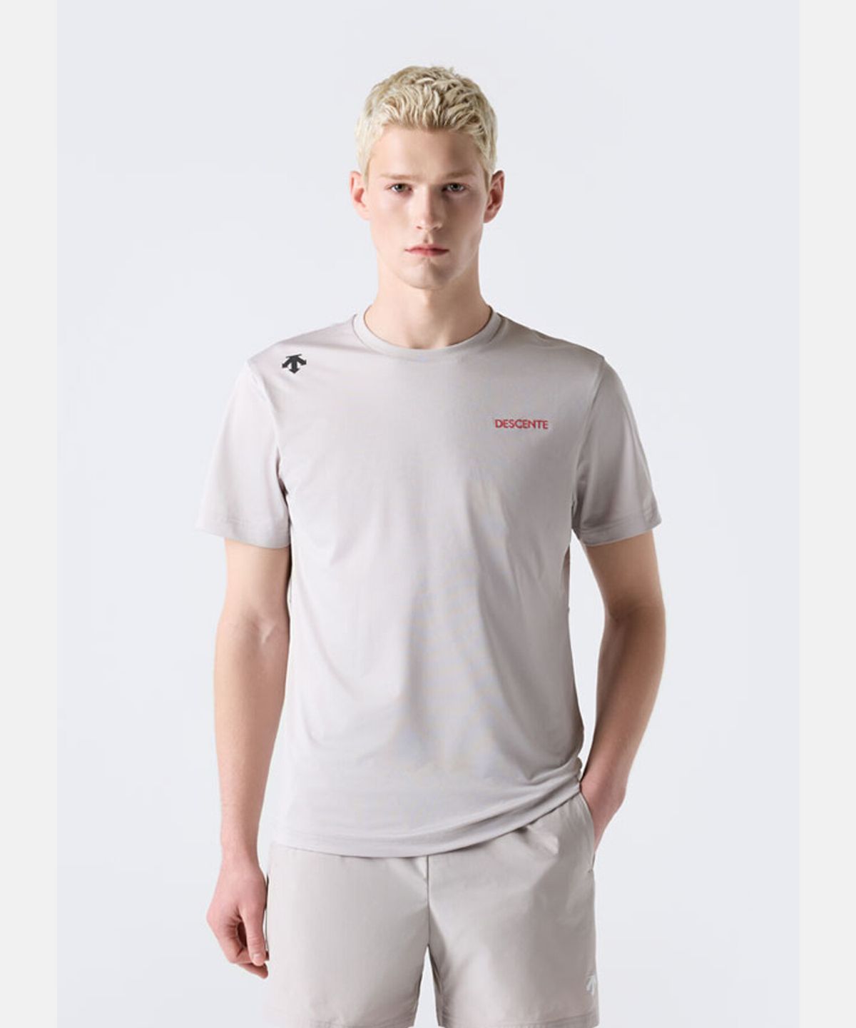 데상트(DESCENTE) 퀵드라이 반팔 티셔츠 베이지 SR323RTS77