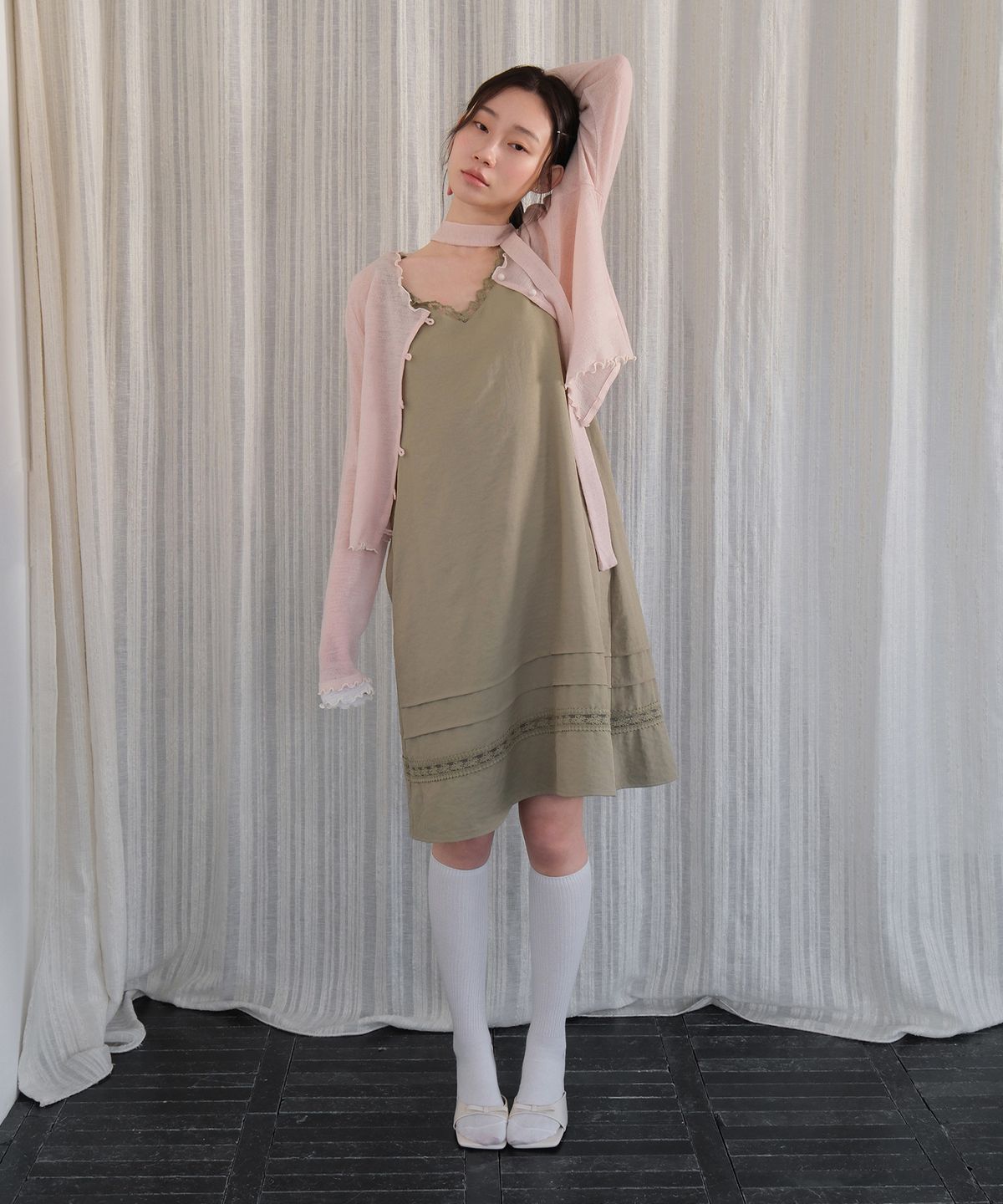 모의(MOUI) Jazz sleeveless ops (OLIVE)