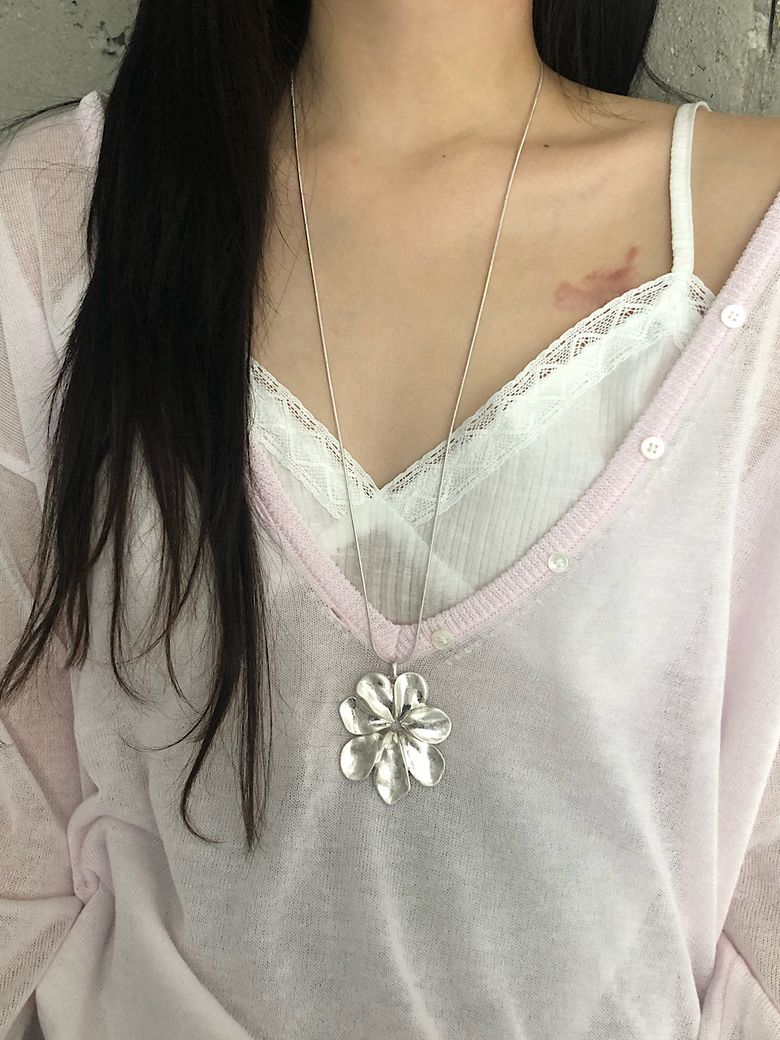 Petal Motion  Drop Necklace